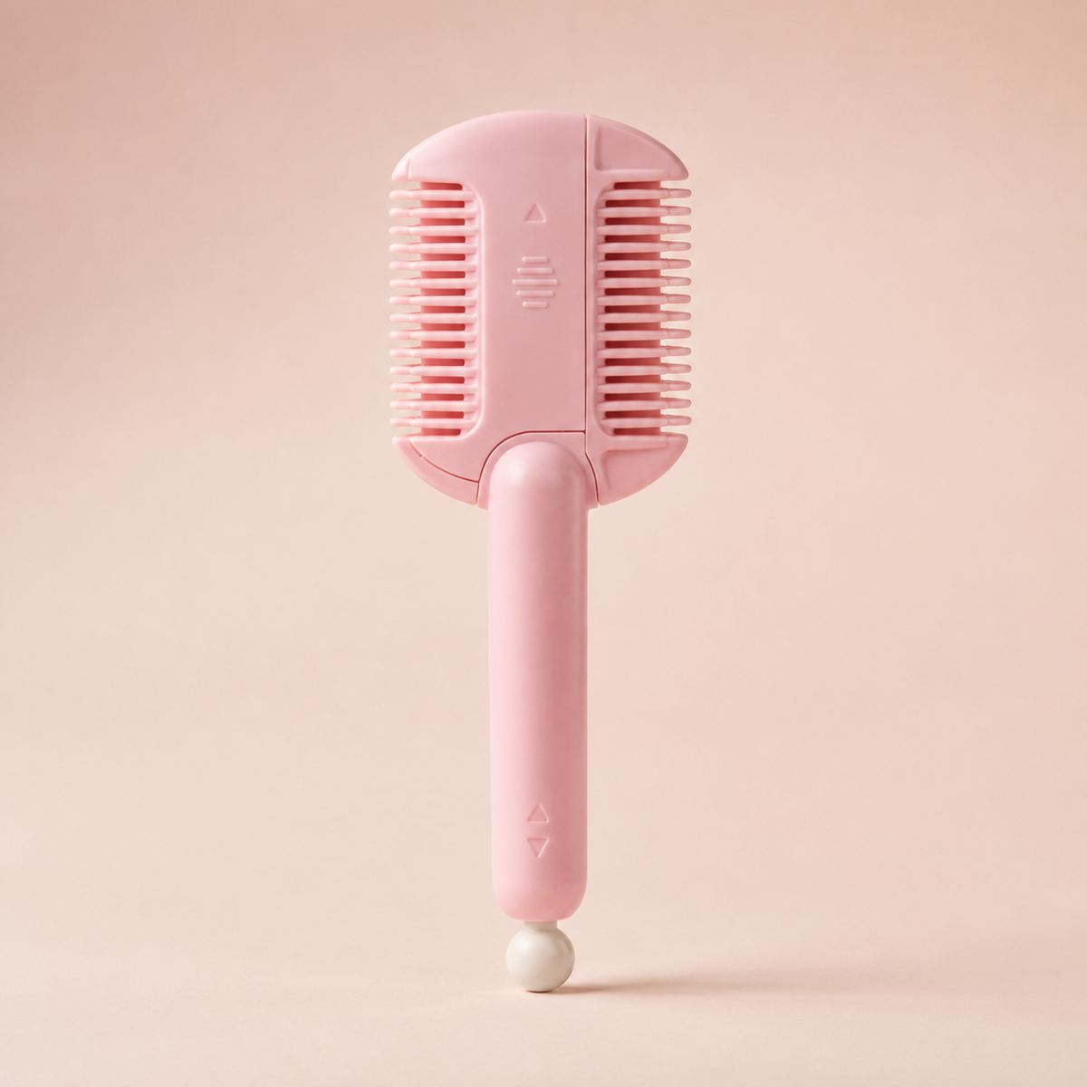 DeftCut™ Texturizing & Bangs Trimming Brush
