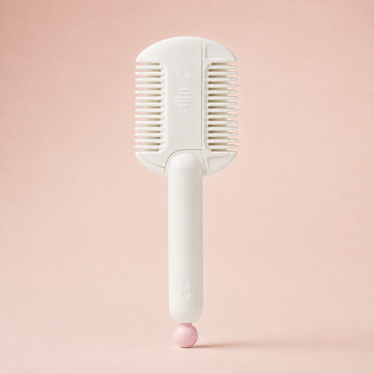 DeftCut™ Texturizing & Bangs Trimming Brush